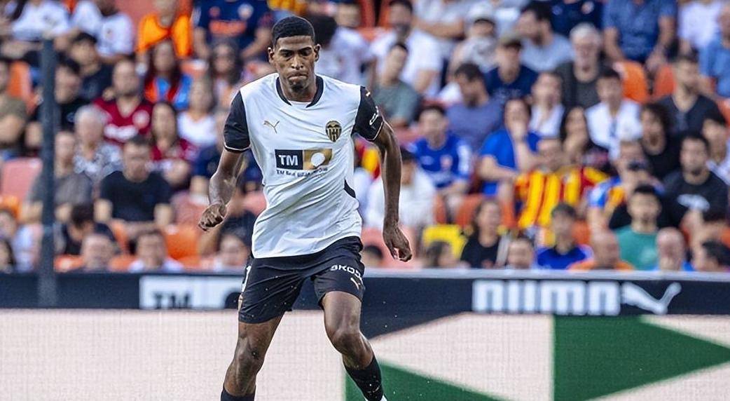 国米加速签下西甲未来之星，2000万欧+年轻优势，阿森纳难敌？