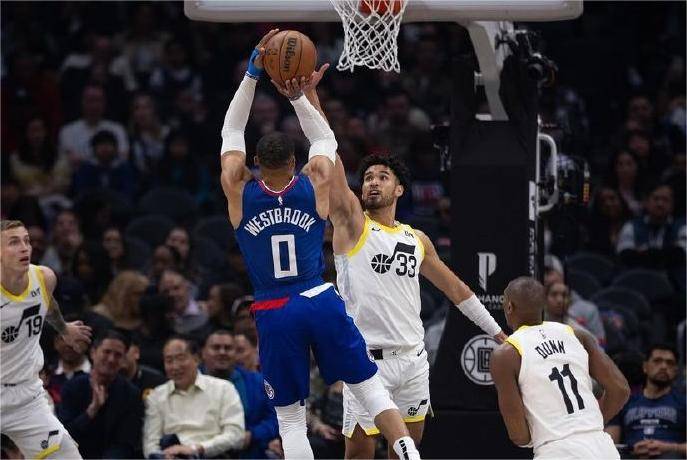 从“水货”到世界之巅:奥斯曼·登贝莱的救赎之路与2025年的加冕礼