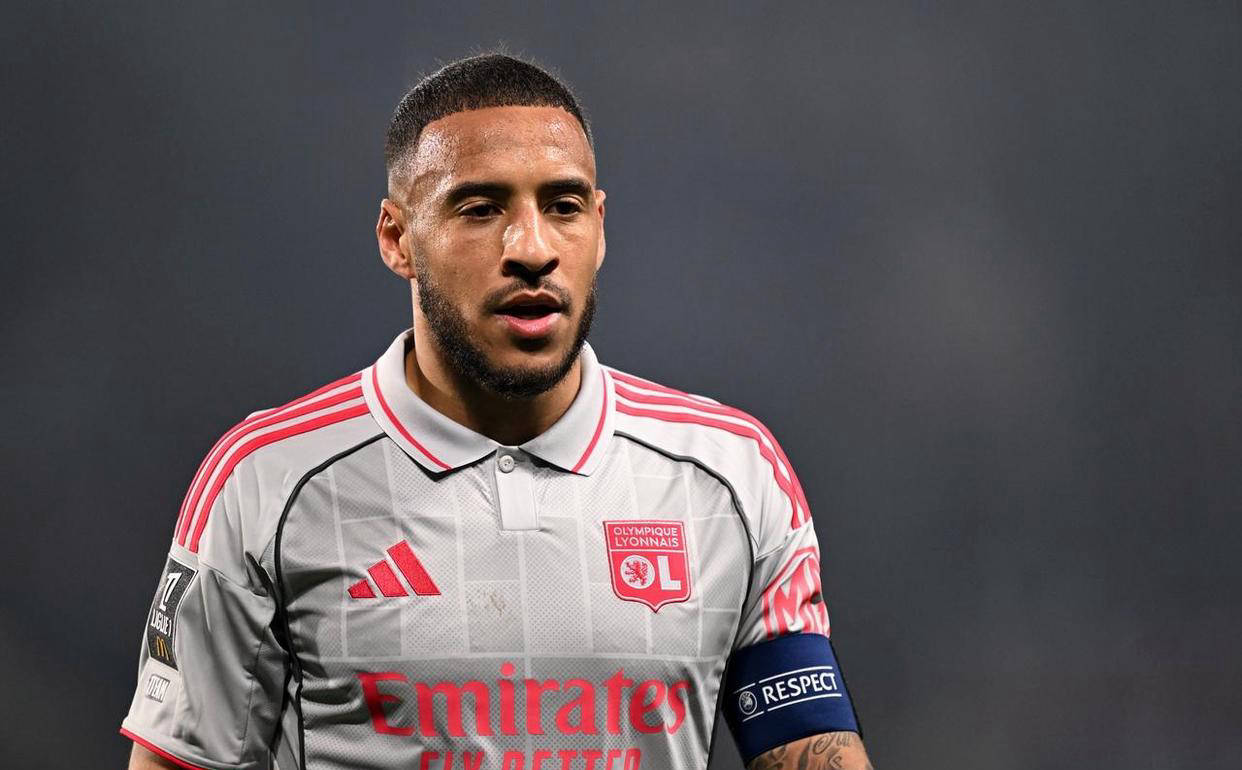 天助马赛：法甲第3里昂客场1-3不敌第7斯特拉斯堡，13连胜宣告终结